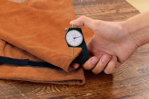 ผ้ากันเปื้อนหนังสำหรับงานเชื่อมพร้อมปลอกแขนกันความร้อนและเปลวไฟสำหรับผู้ชายและผู้หญิง - Product Image 2