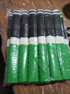 MIRBA SPORTS Bates de Cricket de Caucho Inglés de Alta Calidad para Uso Profesional con Tamaños y Empaque Personalizados - Product Image 4