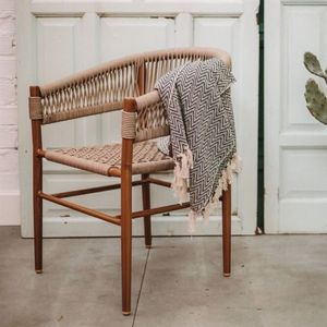 Modern Outdoor Armchair with Teak Wood Frame and Woven Rope Seat, PE Rattan Dining Chair for Patio, Garden and Resort - Product Image 3