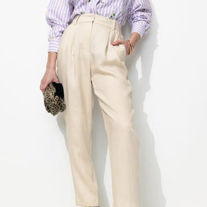 Pantalones de mujer al por mayor, ligeros, de nueva llegada, estilo americano, de talla grande, elásticos, de cintura media, de pierna ancha y ajuste holgado para otoño. - Product Image 1