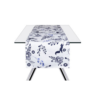 Chemin de table Excelsa Suomi en coton 140x45 cm blanc bleu à motif floral - Product Image 2