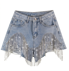 Shorts de Mezclilla de Cintura Alta con Borlas de Diamantes de Imitación, Dobladillo Asimétrico, Estilo Casual de Verano - Product Image 1