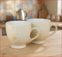 Tasse en céramique vintage à motif marguerite en relief, mug en porcelaine moucheté pour le thé et le café, idéal pour la table et le camping