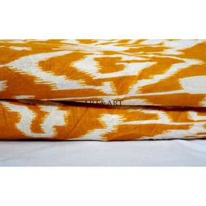 Tissu en coton imprimé ikat de haute qualité pour la confection de vêtements, le artisanat, la couture, le quilting, matière douce et respirante pour un usage quotidien - Product Image 6