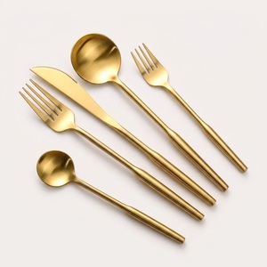Ensemble de couverts vintage en or, manche martelé, acier inoxydable, finition miroir, plaqué or, pour hôtel et restaurant - Product Image 6