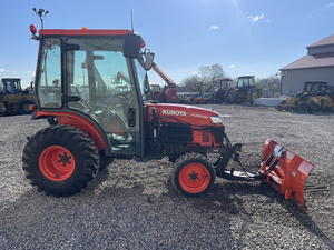 Tracteur B3000 2011, 210 CV, 4x4, transmission par engrenages, équipement de qualité supérieure prêt à l'exportation, usage intensif, approvisionnement en gros, Texas - Product Image 4