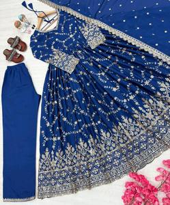 Conjunto de Vestido Anarkali Elegante de Seda Chinnon Pesada Reglance PD1097 con Espejo y Lentejuelas de 5mm, Patrón Floral, Largo hasta la Rodilla, Traje de Invierno - Product Image 1