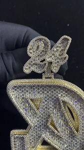 จี้เพชรโมอิสซาไนต์คุณภาพดีเยี่ยม ดีไซน์ตัวอักษร D พร้อมตัวล็อกแบบสั่งทำพิเศษ ทนทาน ทันสมัย สไตล์ฮิปฮอป เหมาะสำหรับใส่ทุกวัน - Product Image 3