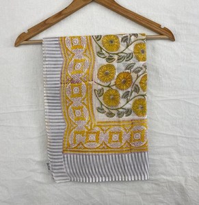 Best Selling Popular Soft Lady Design Cotton Animal Printed Eco-Friendly Quick Dry Beach Towels Comfortable Custom Logo Printing - Product Image 1