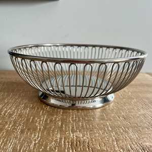 Corbeille à fruits décorative en métal pour comptoir de cuisine, support à fruits en fil métallique, bol à fruits pour table à manger, rangement et présentation à domicile - Product Image 5