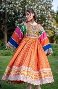 Robe de mariée afghane moderne et légère pour femme avec appliques et dentelle, longueur genou, silhouette trapèze, prix de gros - Product Image 5