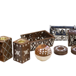 Quemador de Incienso Árabe Bakhoor Hecho a Mano con Incrustaciones de Madera, Lujoso Soporte Decorativo para Incienso para Eid, Ramadán y Decoración del Hogar - Product Image 6