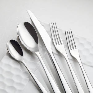 Juego de cubiertos de acero inoxidable de primera calidad, diseñado para brindar durabilidad y un rendimiento prolongado en cocinas comerciales y domésticas. - Product Image 5