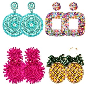 Pendientes de Perlas de Vidrio Hechas a Mano con Forma de Manzana, Color Rosa, Joyería Clásica y Elegante para Mujer, para Bodas - Product Image 5