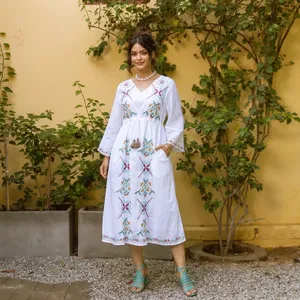 Vestido midi de algodón bordado blanco para mujer, cuello en V, manga larga, estampado floral, corte holgado, estilo étnico bohemio, ropa informal de verano - Product Image 5