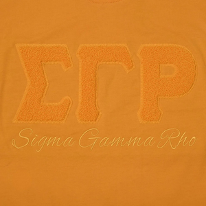 T-shirt en coton Sigma Gamma Rho, écologique, respirant, pour femme, avec lettres grecques brodées, haut décontracté à col rond de qualité supérieure - Product Image 5