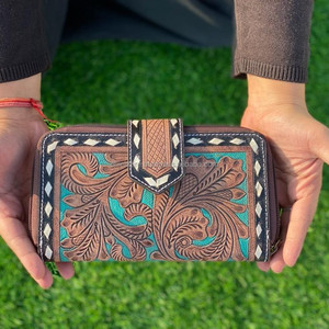 Cartera con acento turquesa de cuero labrado a mano al por mayor más nueva para mujer, cartera grande de cuero genuino para tarjetas de crédito - Product Image 3