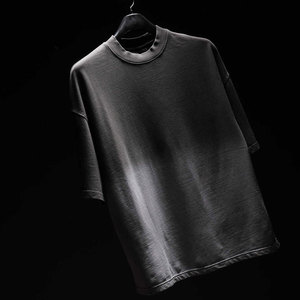 T-shirts pour hommes en coton lourd surdimensionnés, personnalisables, effet délavé, de haute qualité, respirants, col rond, manches courtes, directement de l'usine - Product Image 5