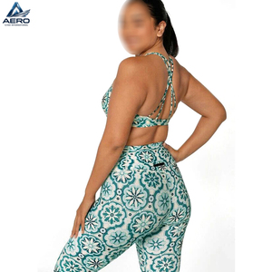 Conjunto Deportivo de Dos Piezas para Mujer, Estilo 2026, Pantalones Cortos de Cintura Alta y Top Deportivo, el Mejor Producto para Entrenamiento - Product Image 3