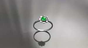 แหวนหยกเขียวธรรมชาติ เงินแท้ ดีไซน์ดอกไม้กลมเล็กๆ แหวนลายดอกไม้ธรรมชาติ เครื่องประดับสำหรับใช้ในชีวิตประจำวัน ของขวัญสำหรับผู้หญิง - Product Image 5