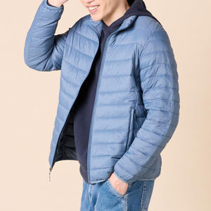 Chaqueta de invierno acolchada para hombre, nueva, hecha a medida, a la venta directamente del proveedor de fábrica, ligera y cómoda. - Product Image 6