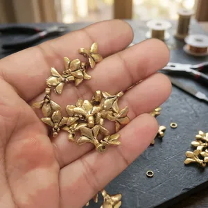 จี้โลหะผสมสังกะสีแบบกำหนดเองขายส่ง |   เครื่องประดับทำมือชุบเงินโบราณสำหรับผู้หญิง ชิ้นส่วนตกแต่งโลหะสำหรับงานแต่งงาน - Product Image 1