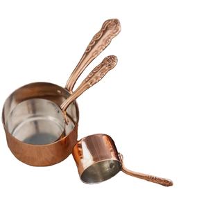 Juego de Tazas Medidoras de Latón Martillado Hechas a Mano con Mango de Madera para Cocina Profesional, Repostería, Restaurantes y Uso Doméstico - Product Image 2