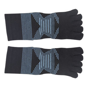 Calcetines de Compresión Transpirables para Hombre y Mujer, Calcetines Deportivos Negros con Soporte de Arco y Control de Humedad - Product Image 4