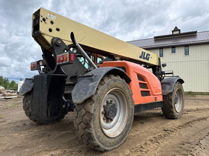 2015 G6-42A Telehandler Only 2631 Hours Enclosed Cab High Performance Lifting Machine - Product Image 6