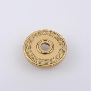 Collection de plaques arrière de luxe, conçues pour des développements exclusifs, offrant un style intemporel et une durabilité structurelle. - Product Image 4