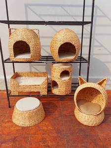 Maison pour chat en jacinthe d'eau tressée, maison pour animaux de compagnie écologique de style rétro / Mme Lima - Product Image 2