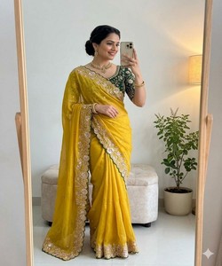Sari moderno de georgette con lentejuelas y bordados, con blusa sin coser, para bodas, precio al por mayor, prenda étnica 84817 AMARILLO - Product Image 1