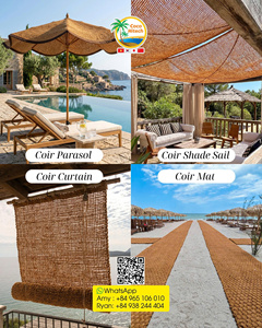 Parasol en fibre de coco écologique certifié FSC de qualité supérieure, avec structure en bois naturel, pour usage en jardin, fabriqué au Vietnam - Product Image 1