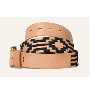 Cinturón de Polo Argentino Hecho a Mano, Cuero Marrón con Bordado Azul, Beige y Rojo - Product Image 3