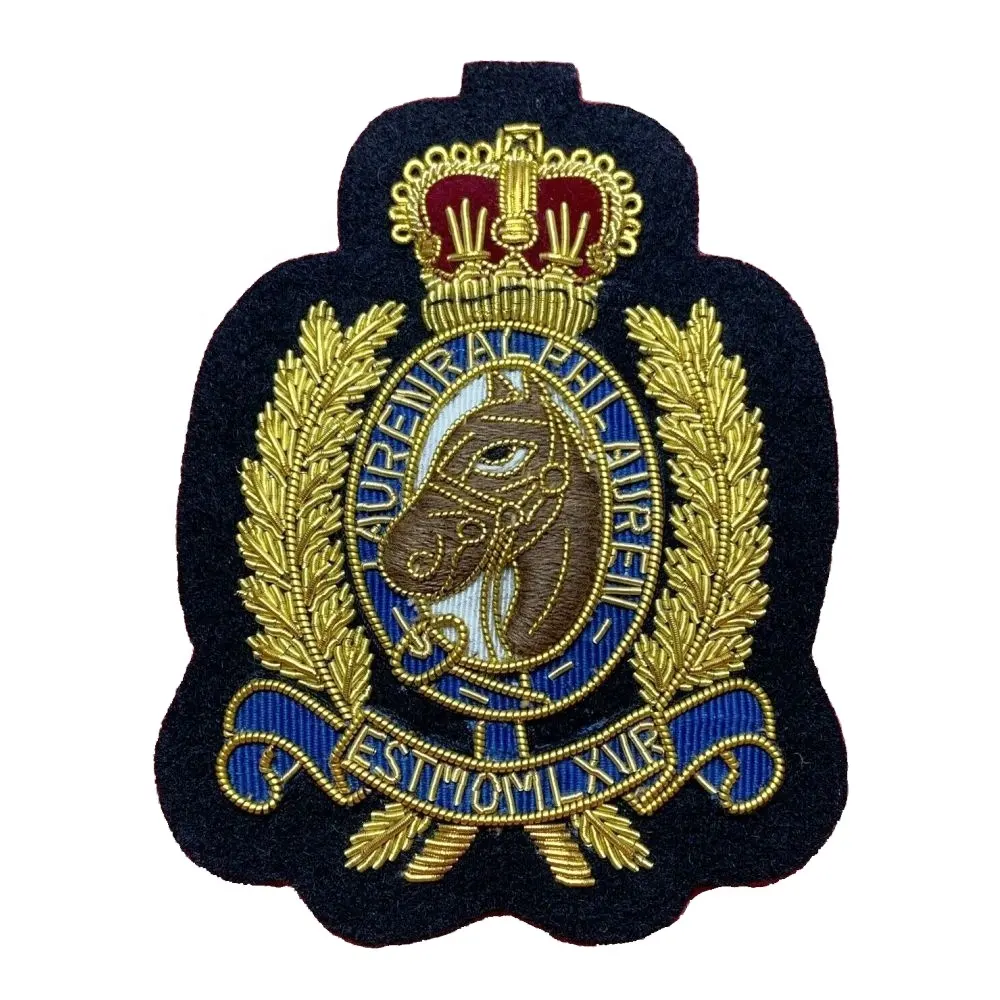 OEM Hand Embroidery Bullion Wire Polo Fashion Badge Jacket Crest Shirt Emblem Jeans Patch Insignia Frame Shield Patch Gold Wire
