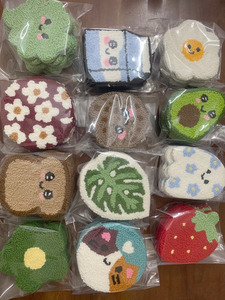 แผ่นรองแก้วแบบเข็มเจาะทำด้วยมือน่ารักแผ่นรองแก้วแบบไม่ลื่นและแผ่นรองบนโต๊ะสำหรับเป็นของขวัญ - Product Image 6