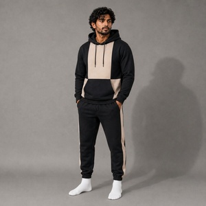 Ensemble de survêtement pour homme noir et beige avec sweat à capuche et pantalon de jogging pour un style décontracté - Product Image 1