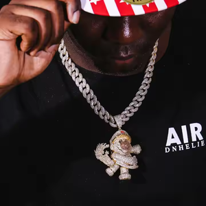 จี้เพชรมออิสซานไนท์ประดับเพชรที่มีชื่อพร้อมความชัดเจน VVS และจี้60 tcw-bespoke - Product Image 3