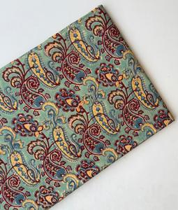 ผ้าฝ้ายพิมพ์ลายดอกไม้สวยงามด้วยเทคนิคแฮนด์บล็อกพิมพ์ เหมาะสำหรับเสื้อเด็กผู้หญิง ใช้งานได้หลากหลาย เช่น เสื้อผ้า ชุดเดรส และของตกแต่งบ้าน - Product Image 3