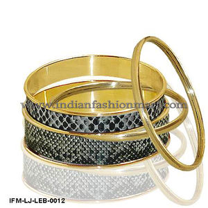 Conjunto de Brazaletes de Cuero Grabado en Latón Artesanal con Estampado de Serpiente Gris y Pulido Dorado, Joyería de Lujo Moderna para Mujer - Product Image 6