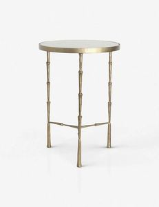 Table d'appoint en métal finition luxe pour la décoration d'intérieur et une mise en scène élégante de la pièce - Product Image 1