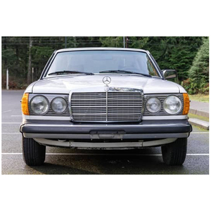 Mercedes-Benz 300CD de 1978 - Product Image 1