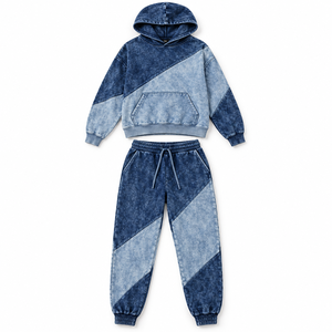 Conjunto Deportivo para Mujer con Lavado Ácido, Sudadera y Pantalones Personalizados, Tela de Algodón, Tacto Suave, Silueta Relajada, Estilo Urbano Vintage - Product Image 1