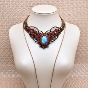 Collar de Macramé Intrincado de Lujo con Labradorita |   Estilo Oficina/Profesional Multicolor Rojo Marrón |   HARI OM CREATIONS Platino - Product Image 1