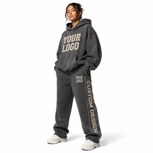 Ensemble sweat à capuche oversize et pantalon de jogging en molleton brossé avec poche kangourou et revers côtelés, logo personnalisé sérigraphié, vente en gros - Product Image 1