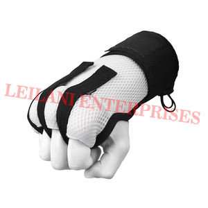 Guantes Interiores de Espuma para Boxeo, MMA y Kickboxing, Hechos a Medida por el Fabricante, Transpirables, con Protección para Muñecas y Nudillos - Product Image 5