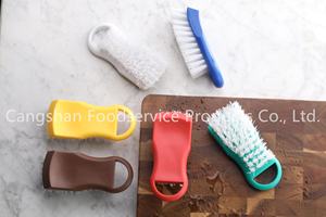 Cepillos para Tablas de Cortar de Plástico con Recubrimiento de Color, Paquete Combinado, Tablas de Cortar Henry Foodservice en Stock - Product Image 2