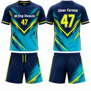 Ensemble de maillots de football personnalisés pour hommes en polyester TESSUTO, imprimé chevron, anti-UV, kit d'entraînement par sublimation, shorts pour équipes - Product Image 1