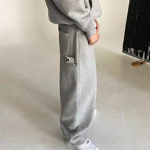 Conjunto de chándal extragrande personalizado de peso pesado: Sudadera con capucha holgada de dos piezas y pantalones de chándal anchos de pierna ancha - Product Image 4