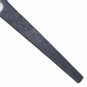 Hoja de cuchillo puntiaguda negra y plateada con borde biselado pulido, acabado texturizado oscuro y espiga delgada para la fabricación de mangos. - Product Image 2